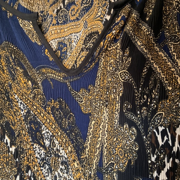 Cupio women’s lightweight top, S, 3/4 length sleeves. - Picture 3 of 5